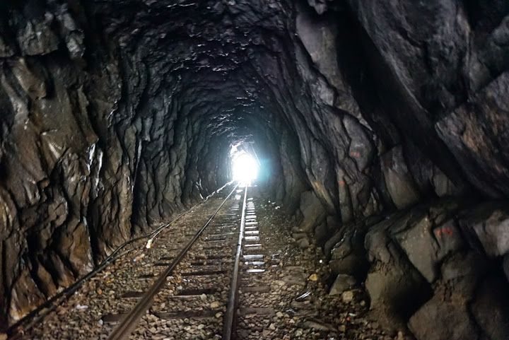 dark tunnels.JPG